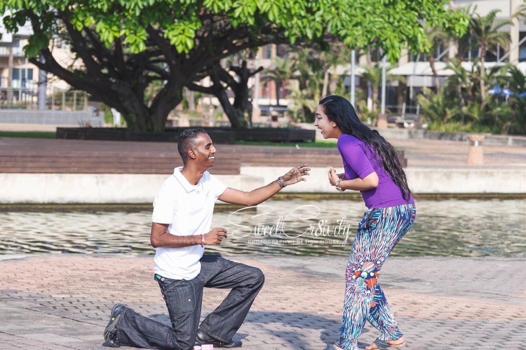 surprise proposal photoshoot durban,sweetcr8ivity,wedding photographers,ushaka marine world,she said yes,heart,creative photography,hugs and kisses,great gatsby,diamond ring,sweethearts