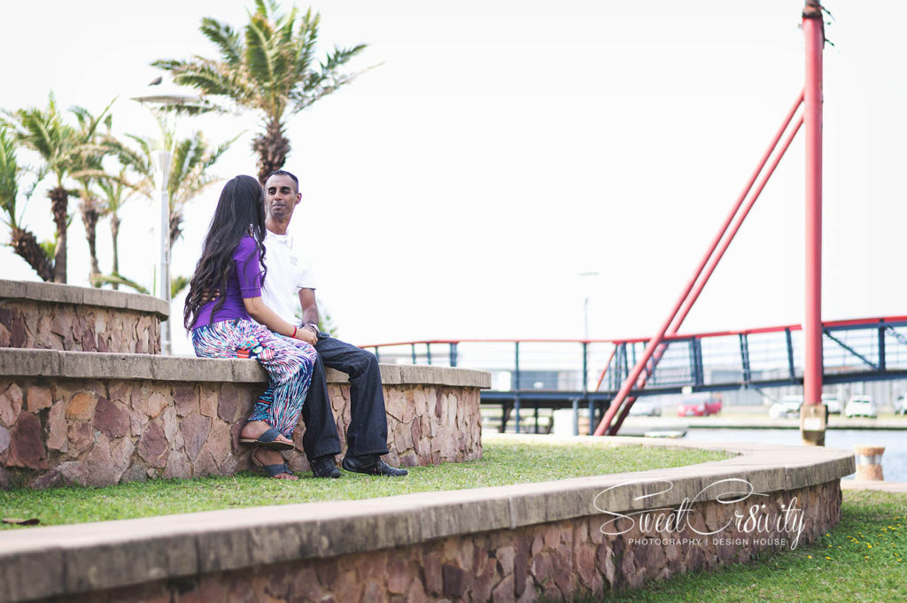surprise proposal photoshoot durban,sweetcr8ivity,wedding photographers,ushaka marine world,she said yes,heart,creative photography,hugs and kisses,great gatsby,diamond ring,sweethearts