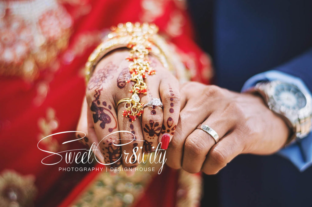 tamil wedding,chris saunders park creative shoot,bridal couple,durban wedding photographers,umhlanga,red bridal sari,long south indian plait,shree emperumal temple hall mt edgecombe,red and white roses,mala,thali,rings,prevern and lushal,elaine and aveen lutchman,toe rings,beautiful bride,love,wedding photographers durban