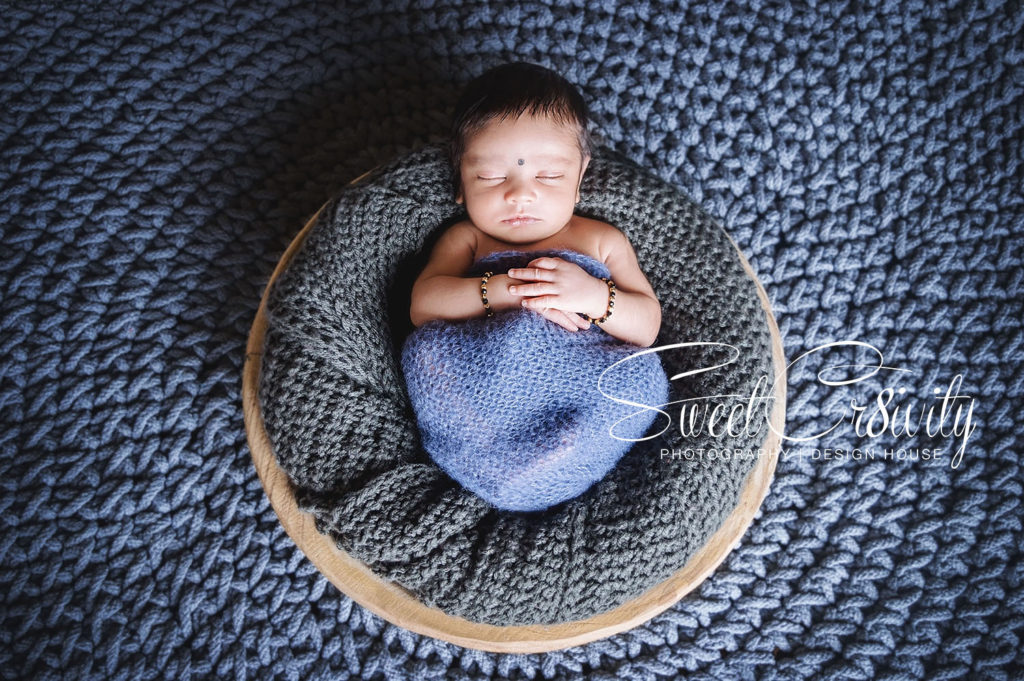 newborn photography durban,crafty baby photoprops,sweetcr8ivity,samikshas maternity shoot,elaine and aveen,newborn baby,grey eyes,rings on toes,
