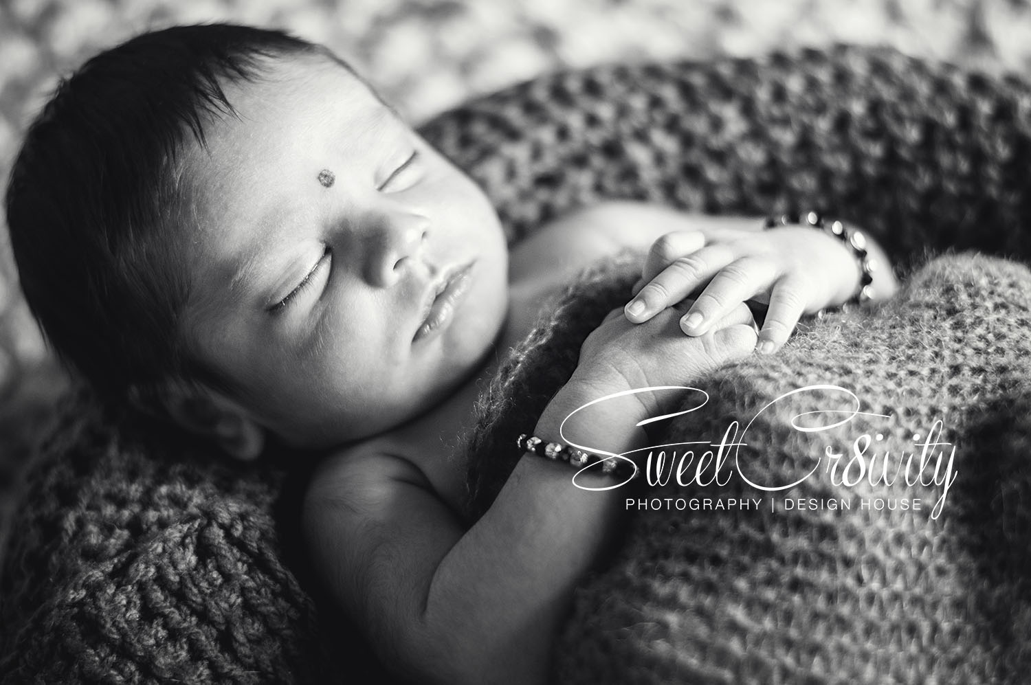 newborn photography durban,crafty baby photoprops,sweetcr8ivity,samikshas maternity shoot,elaine and aveen,newborn baby,grey eyes,rings on toes,