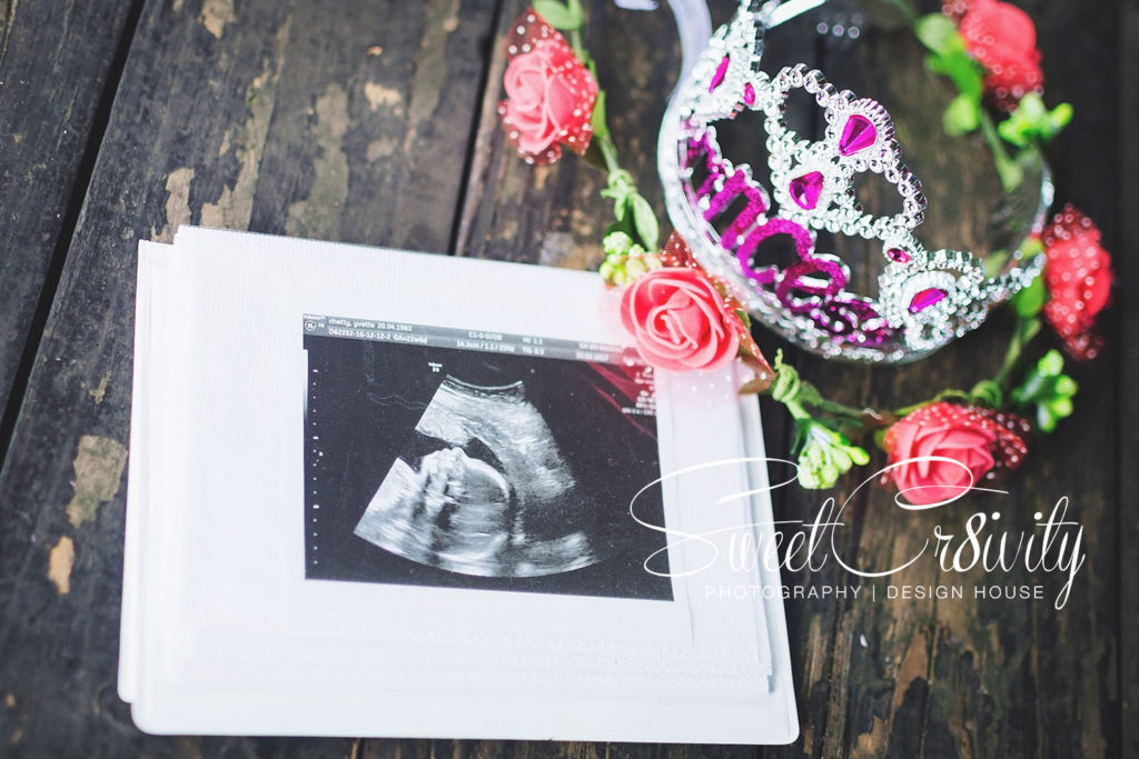 yvettes maternity shoot,smudge,its a girl,durban botanical gardens,surprise,pink confetti,princess crown,creative photoshoot,bowtie,denver,elaine and aveen lutchman,SweetCr8ivity, best durban photographers,kissing tummy,red maternity dress,