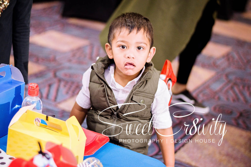 birthday party,the polkadot company, sweetcr8ivity,suncoast,colony room,superhero themed party,superman,hulk,thor,ironman,elaine and aveen lutchman,kavisha vather,mothers day 2017,excitment,event photography, themed cake pops