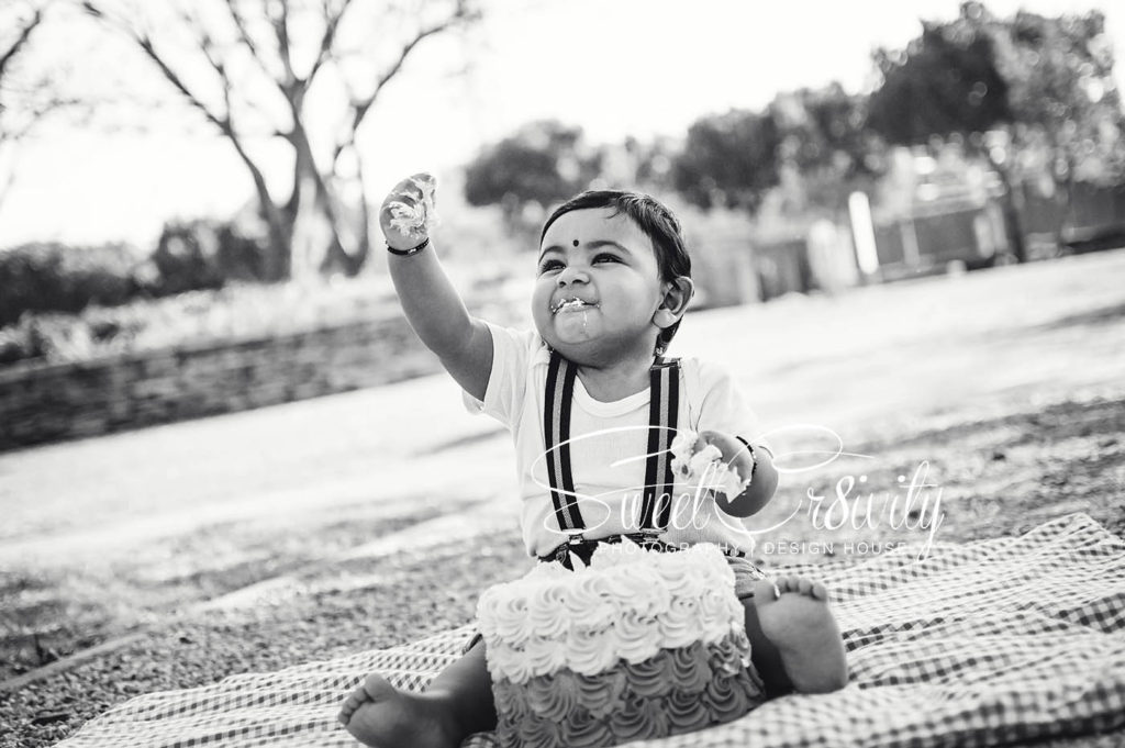 1st birthday photoshoot,cakesmash,little man,chris saunders park, durban photographers,umhlanga,SweetCr8ivity, elaine and aveen lutchman,barney,blue crate,family shoot