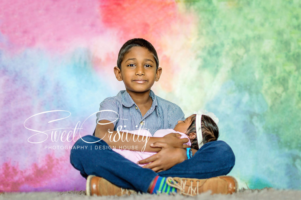 newbonr photography durban,michelles maternity shoot,kc photography props,tutus and bows,backdrop shop,flowers,3weeks old baby girl,pink and white,cody,elaine and aveen lutchman,creative,headpeices,tiny feet