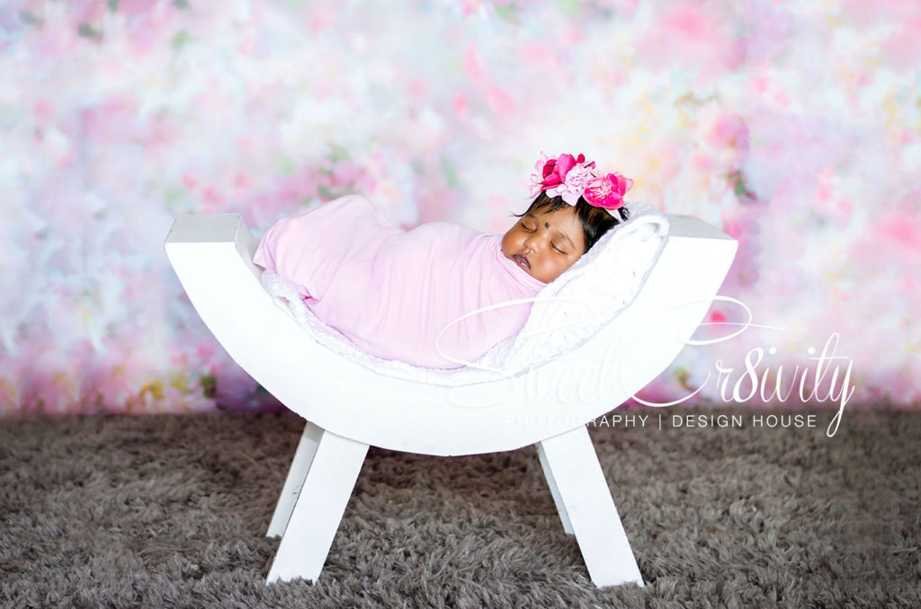 newbonr photography durban,michelles maternity shoot,kc photography props,tutus and bows,backdrop shop,flowers,3weeks old baby girl,pink and white,cody,elaine and aveen lutchman,creative,headpeices,tiny feet