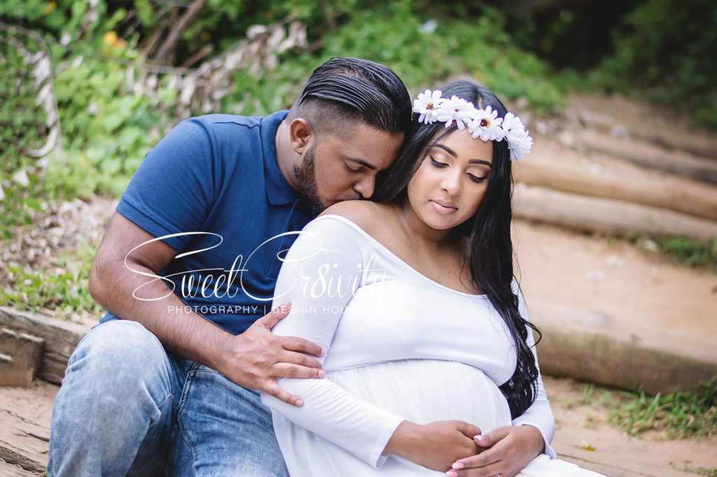 maternity shoot,pregnancy,its a boy, blue balloons,creative photography,sailor theme,adele,love bumps maternity dress hire,sweetcr8ivity,elaine and aveen lutchman,hawaan forest,umhlanga nature reserve,beach,floral crown,4d scan