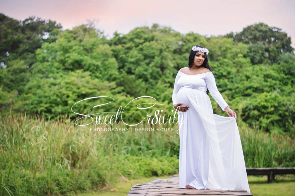 maternity shoot,pregnancy,its a boy, blue balloons,creative photography,sailor theme,adele,love bumps maternity dress hire,sweetcr8ivity,elaine and aveen lutchman,hawaan forest,umhlanga nature reserve,beach,floral crown,4d scan