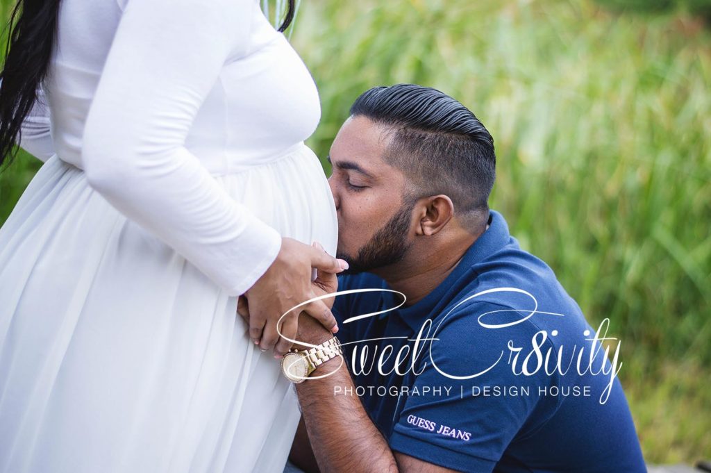 maternity shoot,pregnancy,its a boy, blue balloons,creative photography,sailor theme,adele,love bumps maternity dress hire,sweetcr8ivity,elaine and aveen lutchman,hawaan forest,umhlanga nature reserve,beach,floral crown,4d scan