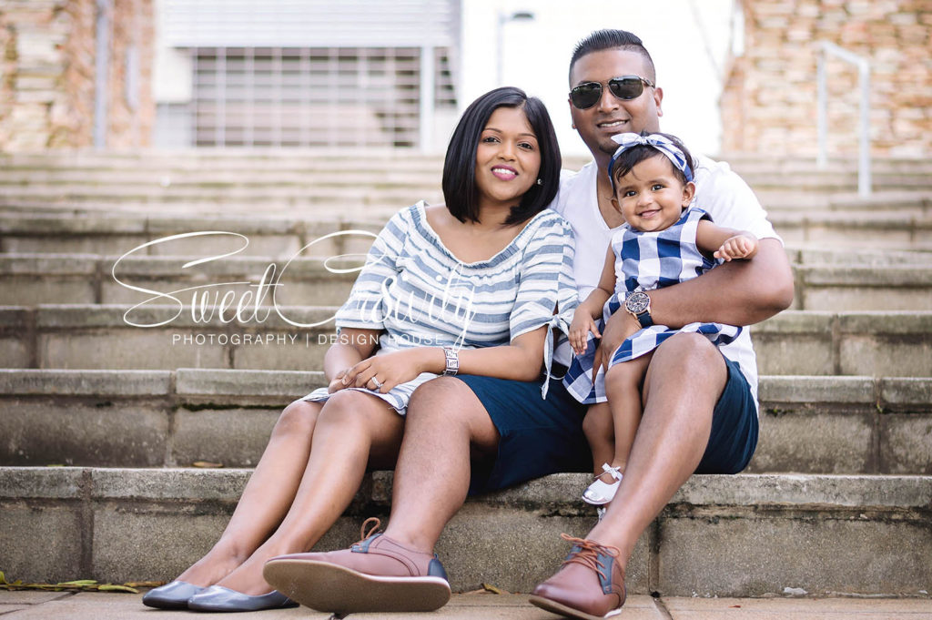 1st birthday cakesmash,family shoot,best durban photographers,umhlanga,chris saunders park,one,tutus,baby azriel,elaine and aveen lutchman,unicorn,daddys girl,smiles,love, laughter,