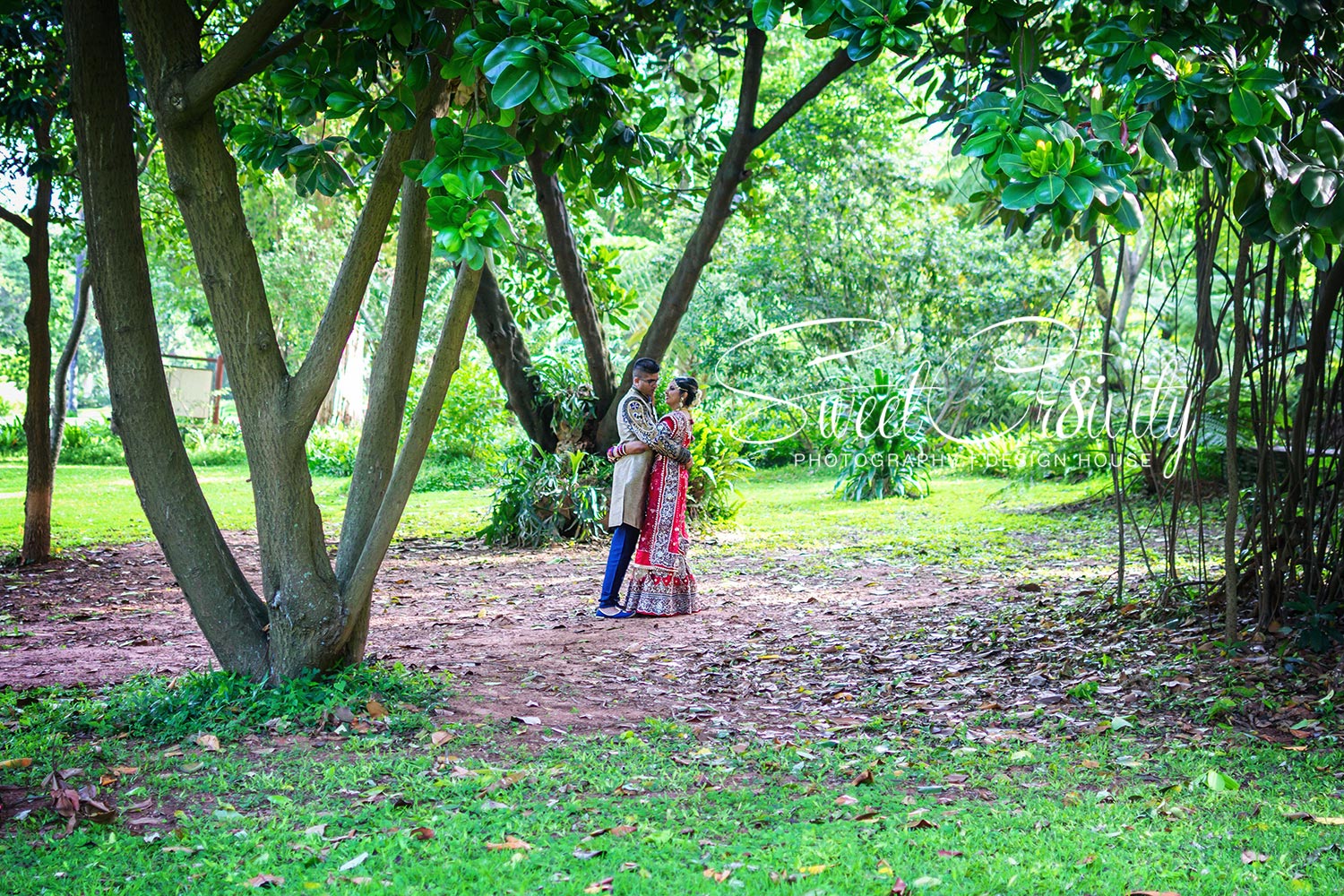 south indian wedding,bride,groom,tamil,wedding decor,kavesh manick events by design,SweetCr8ivity,durban botanical gardens,chatsworth, best durban wedding photographers,details,mehendi,payals,thali,rose garland,isle text,rose gold wedding ring,elaine and aveen lutchman,we ove weddings,creative shoot,getting ready,emotions,love,personalized bangles,reena hanuman,