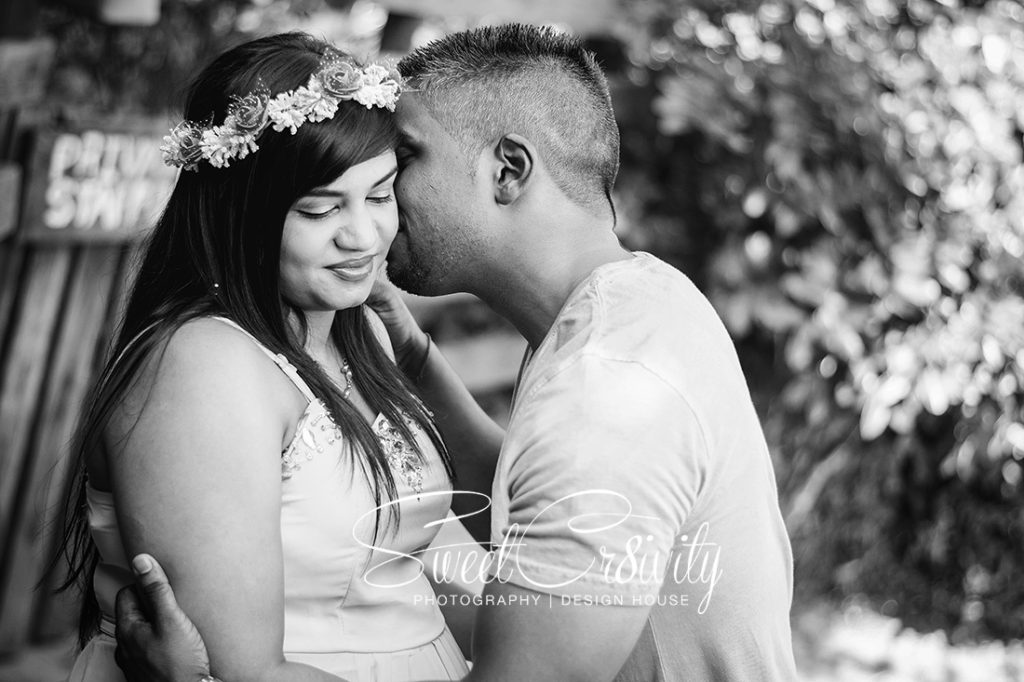 pregnancy,photoshoot,Sweetcr8ivity,elaine and aveen lutchman,pink and green, nature,floral crown,baby govender, daddy to be, tummy kisses, love, hawaan forest, umhlanga nature reserve, intimate,creative,Durban