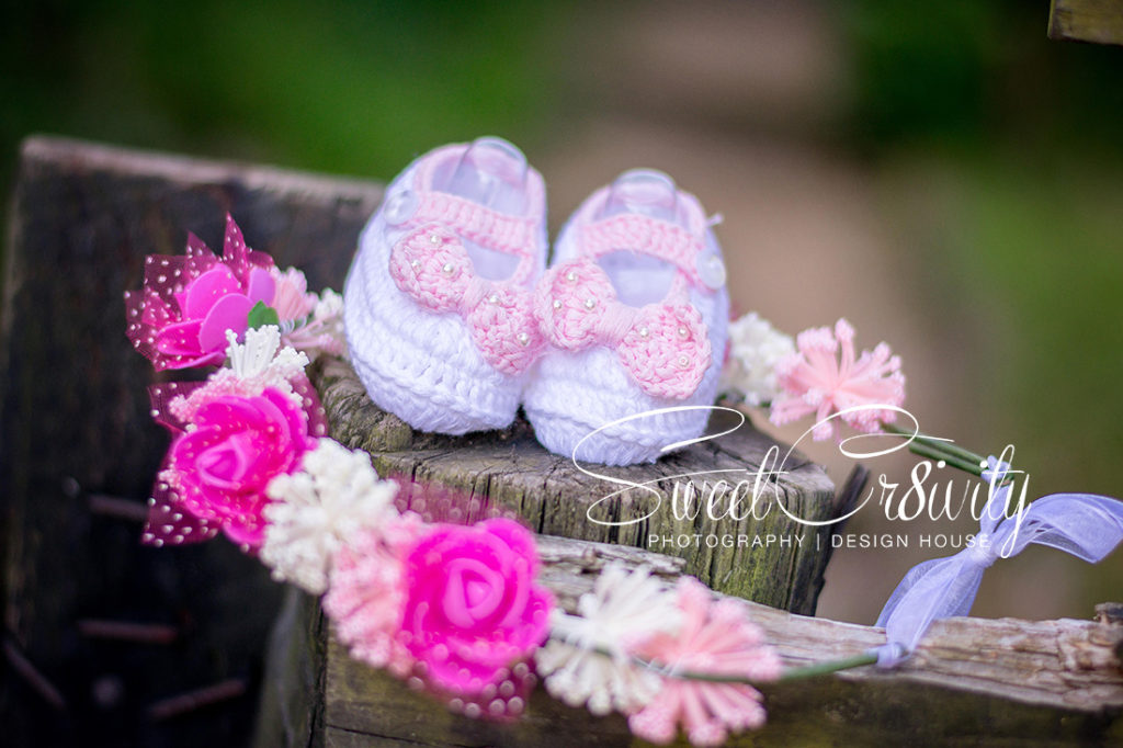 pregnancy,photoshoot,Sweetcr8ivity,elaine and aveen lutchman,pink and green, nature,floral crown,baby govender, daddy to be, tummy kisses, love, hawaan forest, umhlanga nature reserve, intimate,creative,Durban.scrabble beads, forever