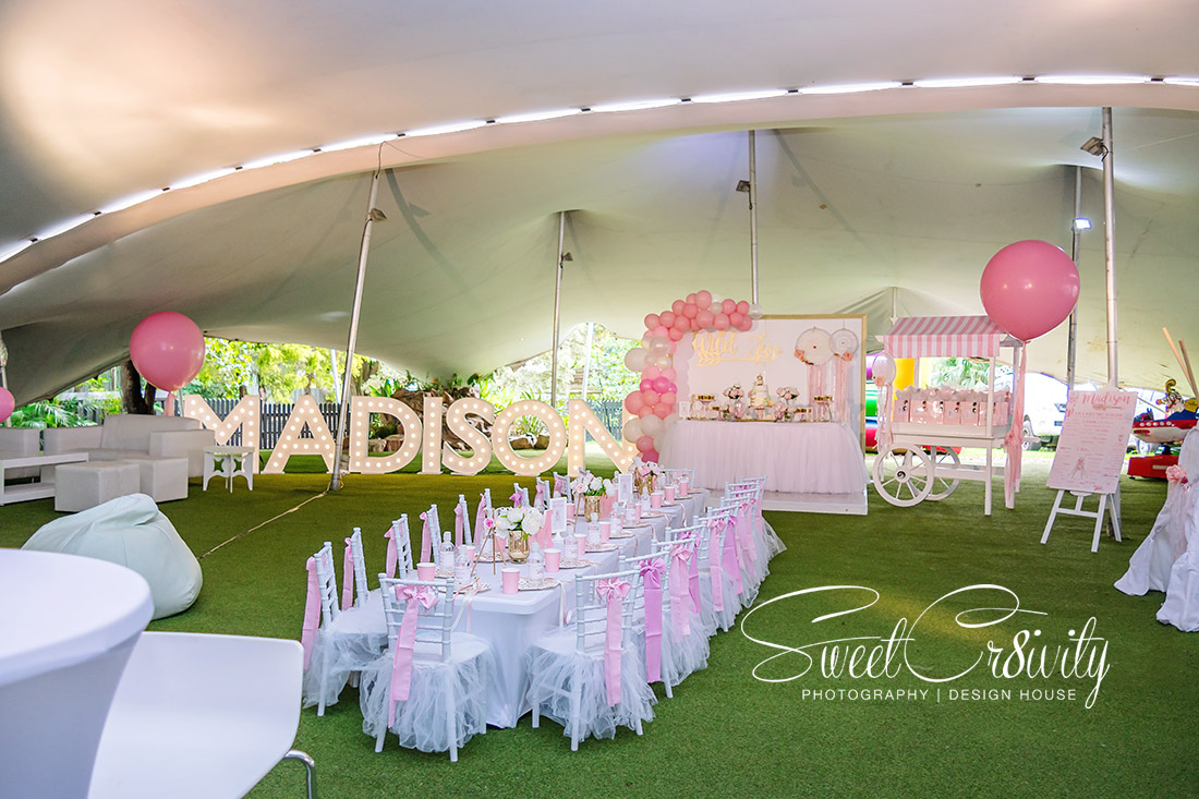 wild two, themed kiddies party, bespoke events, sweetcr8ivity, mumtaz cocoa, the polkadot company, photobooth, cakepops, train rides, de charmoy estate, sweet dream ice cream, candyfloss, popcorn, chilli chocolate chefs, jumping castle, face painting, flower crowns, little guests, teepee, best party photographers durban