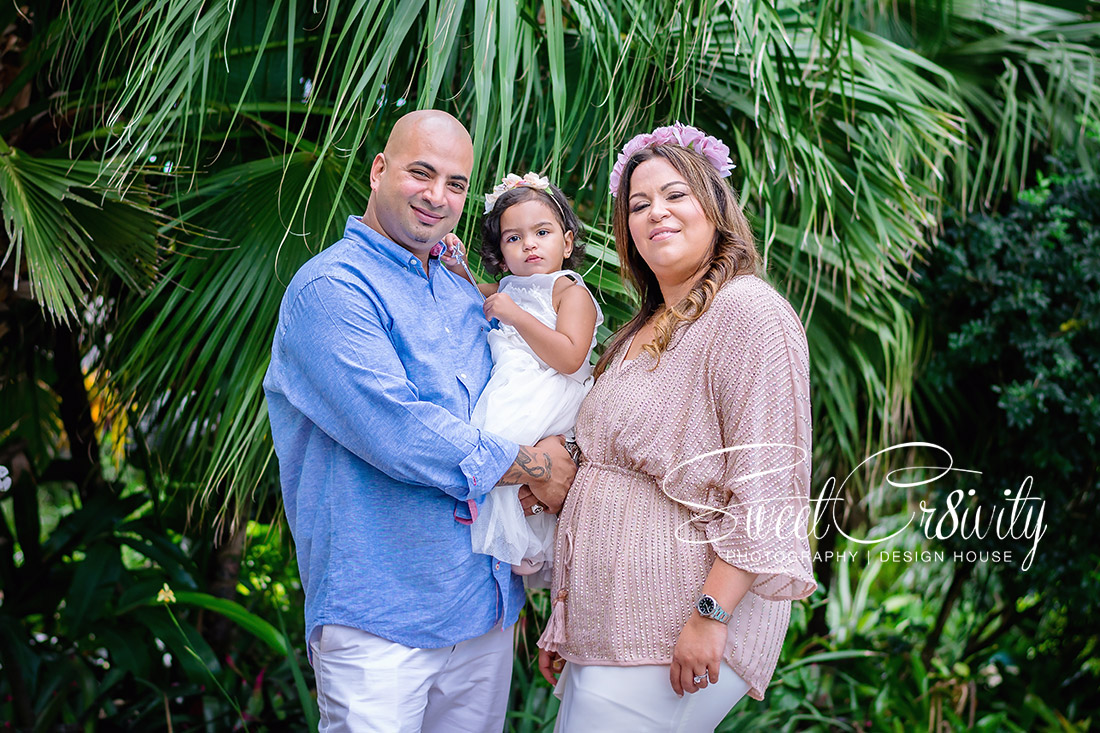 wild two, themed kiddies party, bespoke events, sweetcr8ivity, mumtaz cocoa, the polkadot company, photobooth, cakepops, train rides, de charmoy estate, sweet dream ice cream, candyfloss, popcorn, chilli chocolate chefs, jumping castle, face painting, flower crowns, little guests, teepee, best party photographers durban,insta