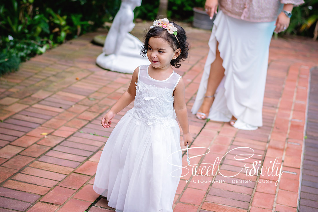 wild two, themed kiddies party, bespoke events, sweetcr8ivity, mumtaz cocoa, the polkadot company, photobooth, cakepops, train rides, de charmoy estate, sweet dream ice cream, candyfloss, popcorn, chilli chocolate chefs, jumping castle, face painting, flower crowns, little guests, teepee, best party photographers durban,insta