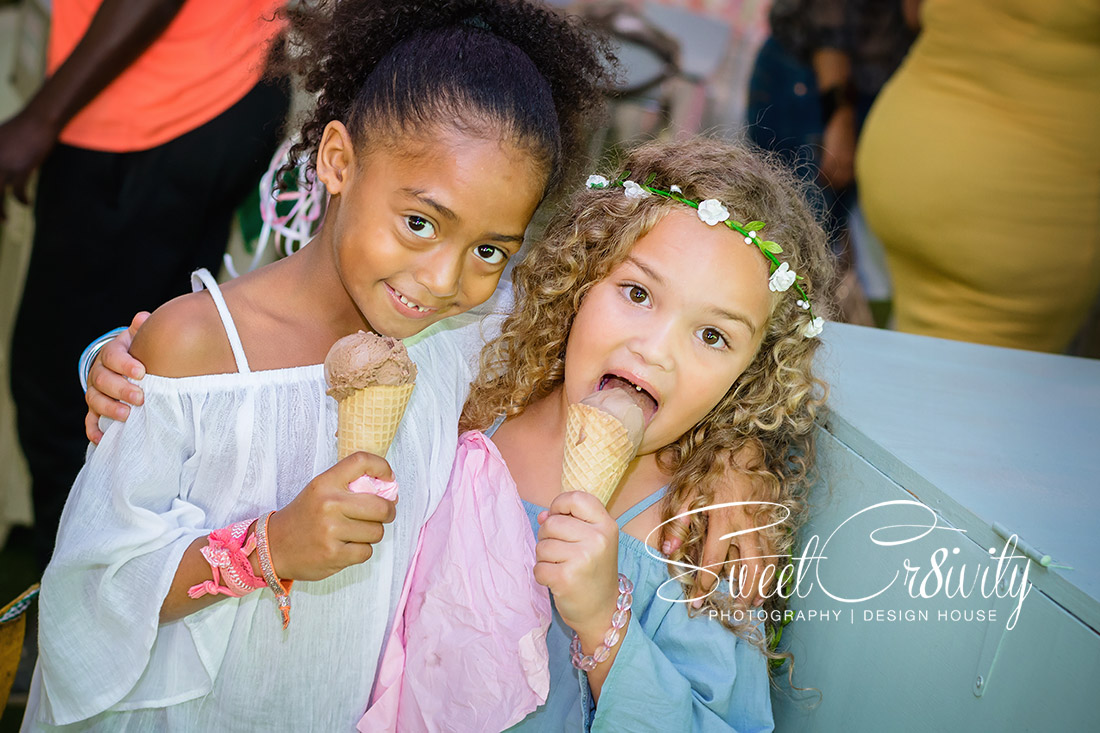 wild two, themed kiddies party, bespoke events, sweetcr8ivity, mumtaz cocoa, the polkadot company, photobooth, cakepops, train rides, de charmoy estate, sweet dream ice cream, candyfloss, popcorn, chilli chocolate chefs, jumping castle, face painting, flower crowns, little guests, teepee, best party photographers durban,insta