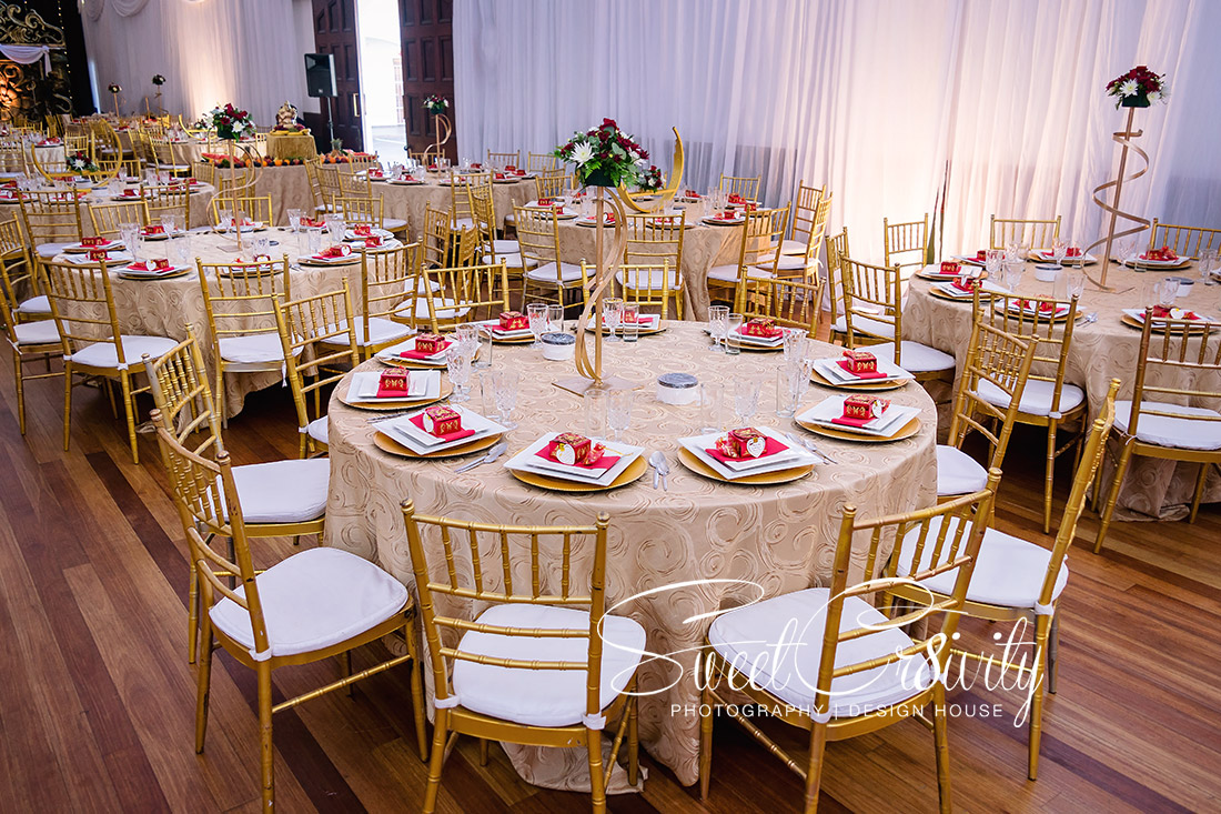 South indian wedding, best durban wedding photographers,ushaka marine world, dli hall, arthi sugrib,mystical pyros, samcat events, versatyl, shark, red sari, pre wedding shoot, creative, decor, fruit display