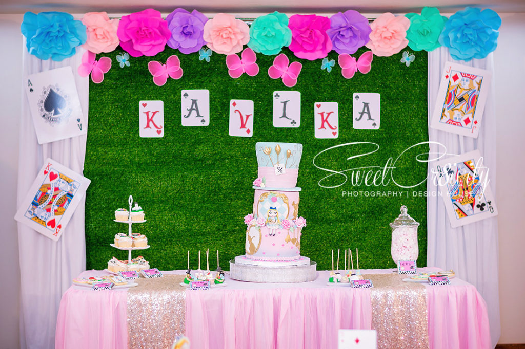 1st birthday party, alice in wonderland, themed, claires magical parties, sweetcr8ivity, elaine and aveen lutchman, the winchester function venue