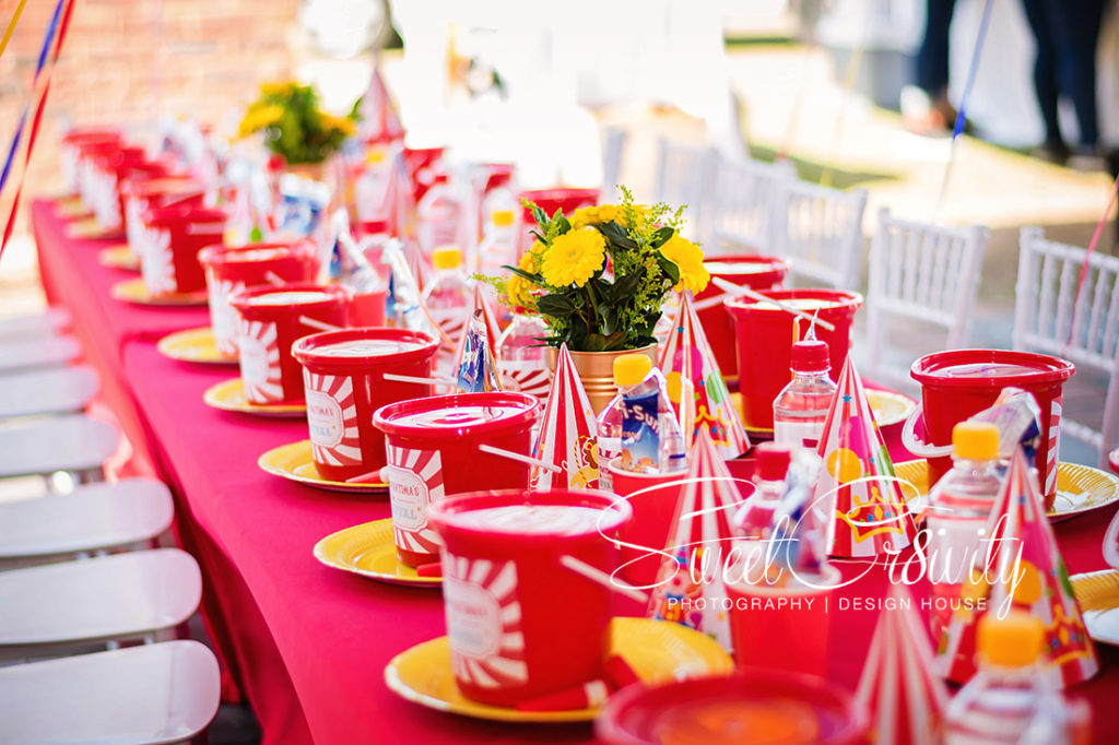 carnival themed party,sweetcr8ivity,elaine and aveen lutchman, partyzone hire, nouvelle cuisine, zahra, faatima, infinite dreams,laughter, kids parties, durban photography,jumping castles,munies hockey club