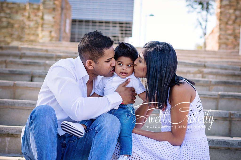 1st birthday, cake smash, chris saunders park, durban photographers, sweetcr8ivity, aveen and elaine lutchman, laughter, tayin, pooh, mila