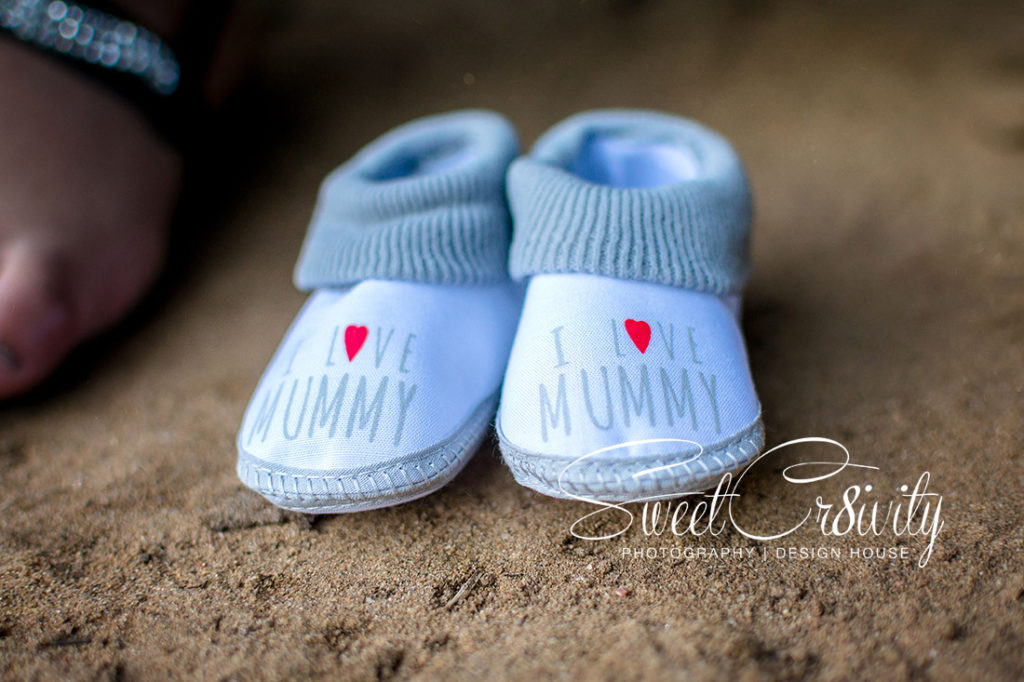 maternity shoot, pregnancy reveal, its a boy, raveshan amd derona, sweetcr8ivity, umhlanga, photography, elaine and aveen lutchman, navy blue and green, nature ,balloons,sunset,forest,scan,babyshoes