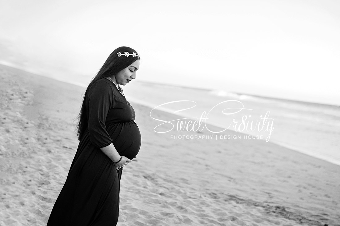 maternity shoot, pregnancy reveal, its a boy, raveshan amd derona, sweetcr8ivity, umhlanga, photography, elaine and aveen lutchman, navy blue and green, nature ,balloons,sunset