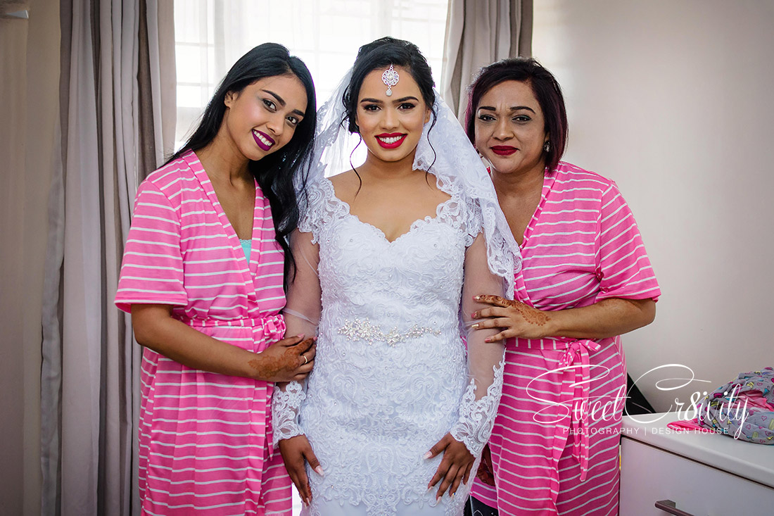 sweetcr8ivity,elaine and aveen lutchman, white wedding, ballito beachhouse, church, reception, mehendi, beach creative shoot, best durban wedding photographers, nikon, creative, bridal, bouquet, retinue,love,massood boomgard,navy blue, gold, theme,chloe,forever flawless brides,royal touch makeup