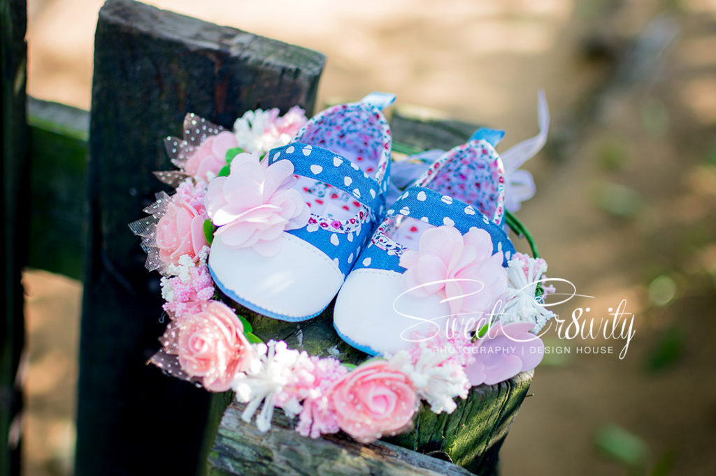 pregnancy,its a girl, photoshoot, umhlanga, best durban photographers, nature, hawaan forest, umhlanga nature reserve, elaine and aveen lutchman, floral maxi dress, umhlanga beach