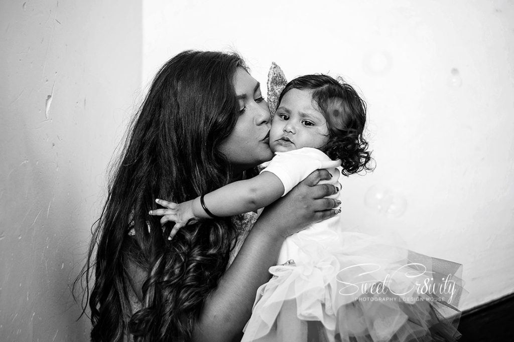 1st birthday party, party princess, themed kiddies parties, durban photographers, sweetcr8ivity, aveen and elaine lutchman, market cafe, baby girl, isla, make a wish, tutus and bows, bubbles