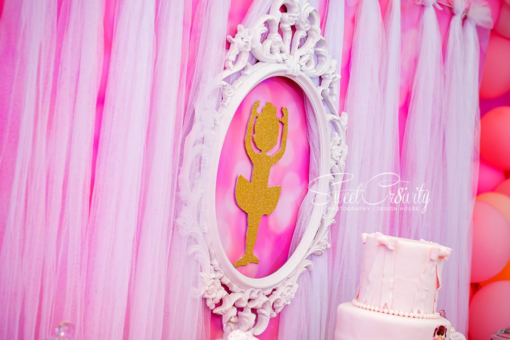 reeja's 7th birthday,sweetcr8ivity,durban party photographers, kiddies parties, cutest party on the block,mumtaz cocoa,ricco the clown, face painting, ballerina themed party, donut board,,tutus