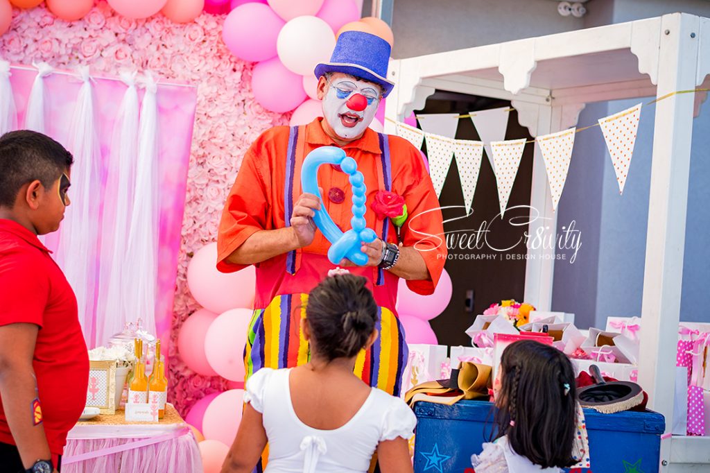 reeja's 7th birthday,sweetcr8ivity,durban party photographers, kiddies parties, cutest party on the block,mumtaz cocoa,ricco the clown,