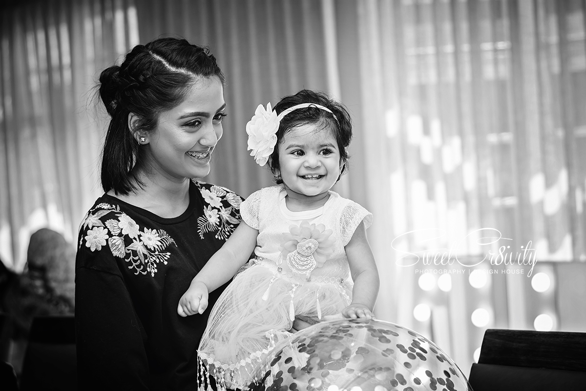 nazneen,kiddies parties, Sweetcr8ivity, best durban photographers, the polkadot company, chillie chocolate chefs, ambrosia cafe, pink and gold roses themed party,cupcake boutique durban, elaine and aveen lutchman, personalized cookies