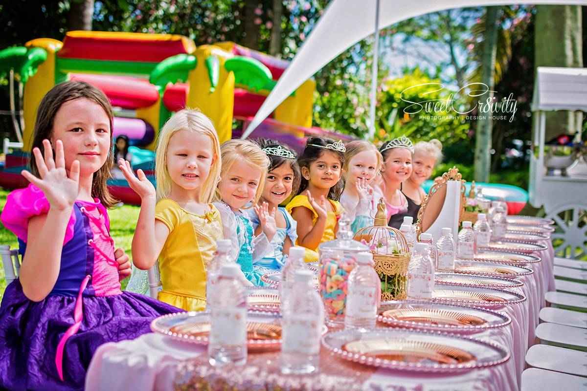 disney themed party,sweetcr8ivity,umhlanga,durbans best photographers, kiddies parties, chillie chocolate chefs, aveen and elaine lutchman, de charmoy estate, pixiedust parties, dewolf twins, fables and fantasies,little mermaid, face painting, coronation, princess carriage, party planners, nikon, durban party photographers, snow white, belle, beauty and the beast, ballgowns, fancypants events, mixies cake deco,
