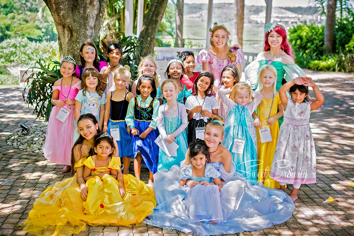 disney themed party,sweetcr8ivity,umhlanga,durbans best photographers, kiddies parties, chillie chocolate chefs, aveen and elaine lutchman, de charmoy estate, pixiedust parties, dewolf twins, fables and fantasies,little mermaid, face painting, coronation, princess carriage, party planners, nikon, durban party photographers, snow white, belle, beauty and the beast, ballgowns, fancypants events, mixies cake deco,