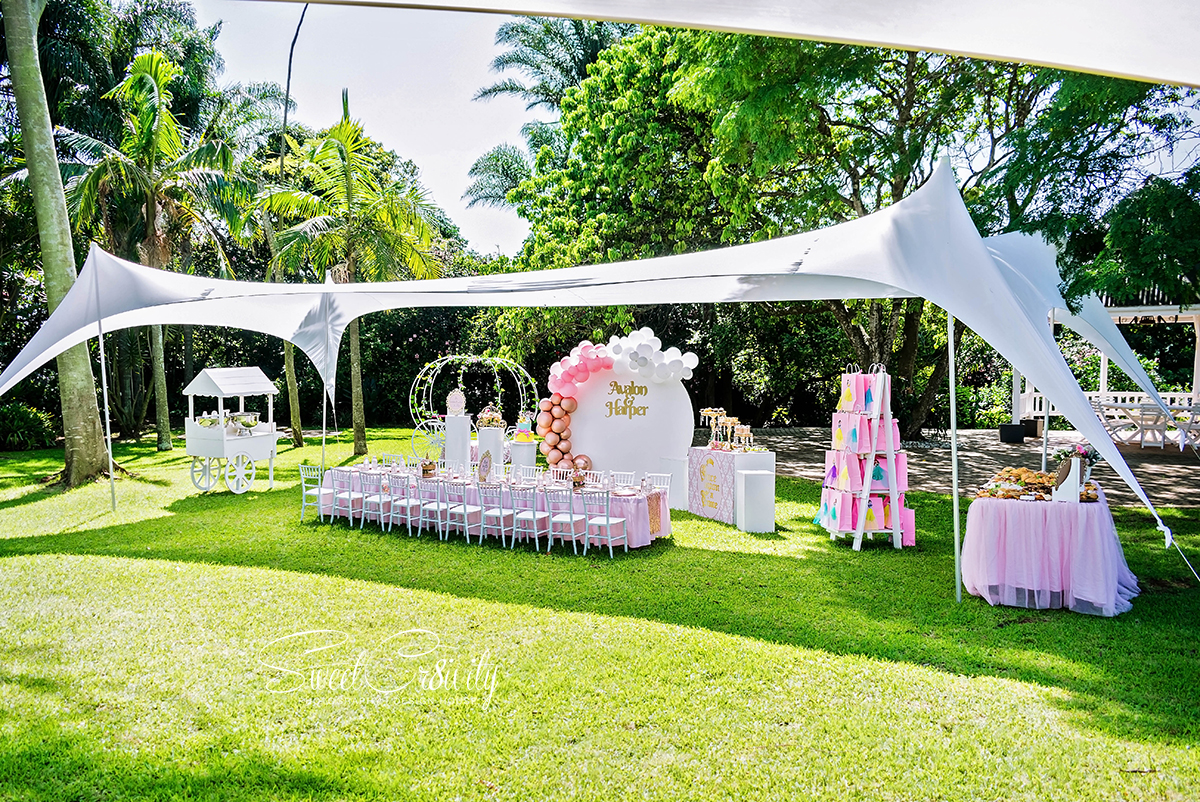 disney themed party,sweetcr8ivity,umhlanga,durbans best photographers, kiddies parties, chillie chocolate chefs, aveen and elaine lutchman, de charmoy estate, pixiedust parties, dewolf twins, fables and fantasies,little mermaid, face painting, coronation, princess carriage, party planners, nikon, durban party photographers, snow white, belle, beauty and the beast, ballgowns, fancypants events, mixies cake deco,