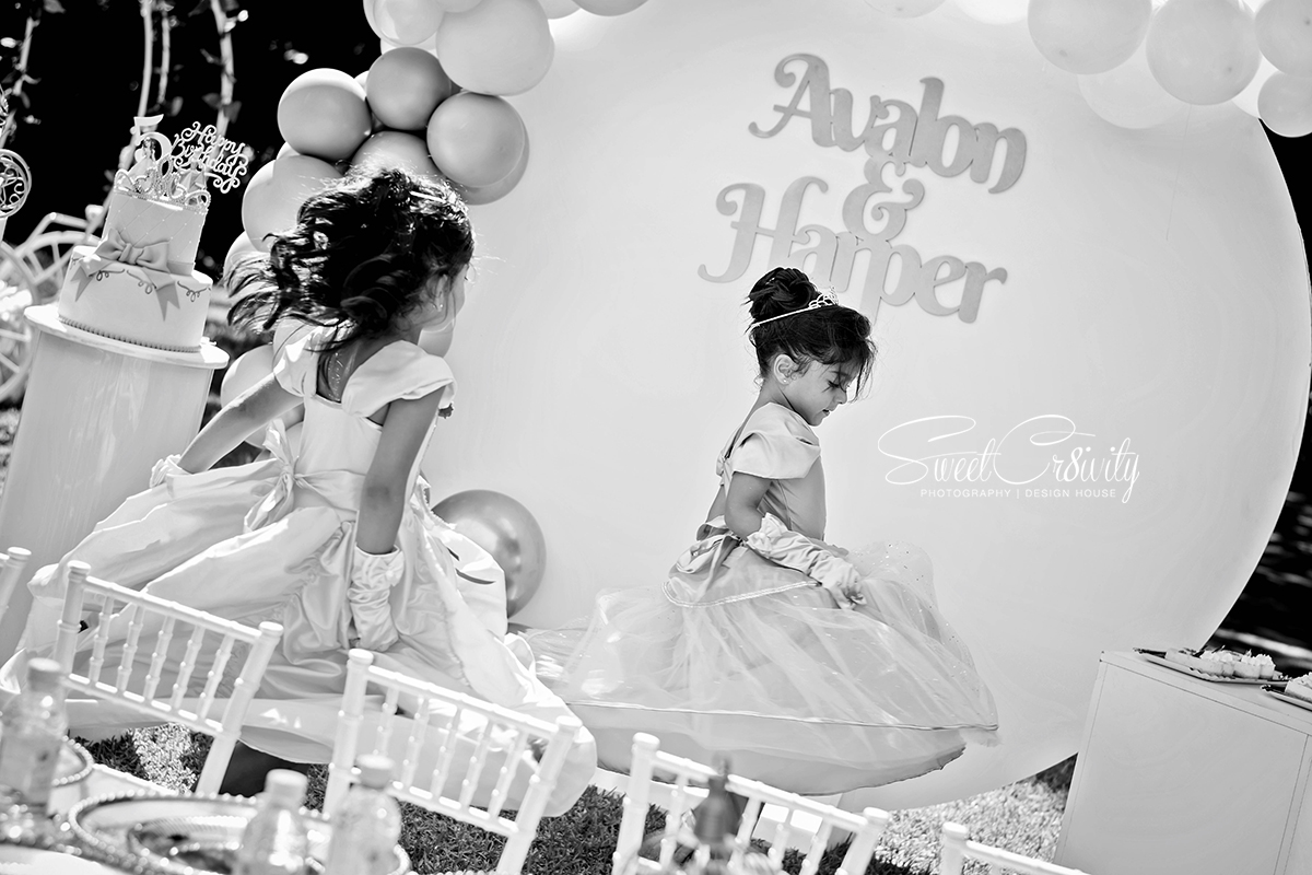 disney themed party,sweetcr8ivity,umhlanga,durbans best photographers, kiddies parties, chillie chocolate chefs, aveen and elaine lutchman, de charmoy estate, pixiedust parties, dewolf twins, fables and fantasies,little mermaid, face painting, coronation, princess carriage, party planners, nikon, durban party photographers, snow white, belle, beauty and the beast, ballgowns, fancypants events, mixies cake deco,