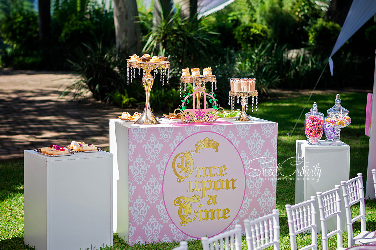 disney themed party,sweetcr8ivity,umhlanga,durbans best photographers, kiddies parties, chillie chocolate chefs, aveen and elaine lutchman, de charmoy estate, pixiedust parties, dewolf twins, fables and fantasies,little mermaid, face painting, coronation, princess carriage, party planners, nikon, durban party photographers, snow white, belle, beauty and the beast, ballgowns, fancypants events, mixies cake deco,